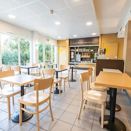 Ouest Villejean 2* Rennes